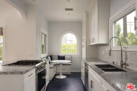 730 Westbourne Dr, West Hollywood, CA 90069 — photo 8
