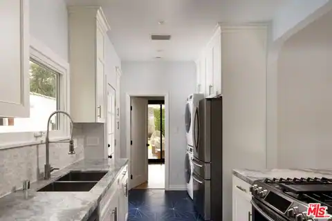 730 Westbourne Dr, West Hollywood, CA 90069 — photo 9
