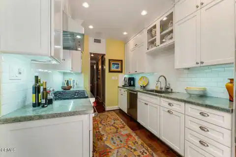 1127 S Orange Grove Blvd, Pasadena, CA 91105 — photo 10