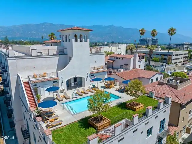 111 N Madison Ave #315, Pasadena, CA 91101