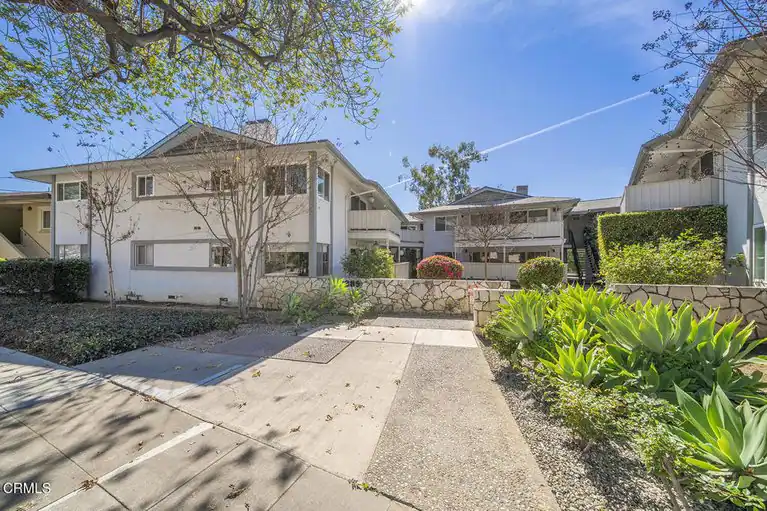 389 Cliff Drive #1, Pasadena, CA 91107