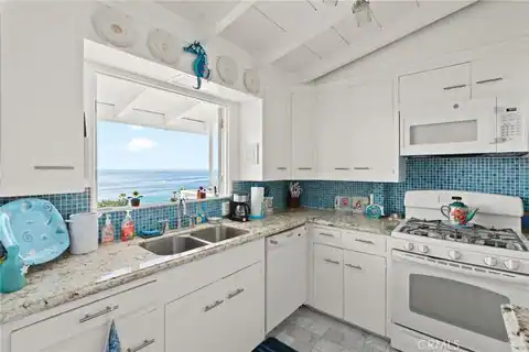 31191 Monterey, Laguna Beach, CA 92651 — photo 8