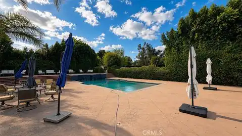 5855 Shirley Avenue, Tarzana, CA 91356 — photo 33