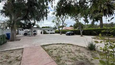 5855 Shirley Avenue, Tarzana, CA 91356 — photo 4