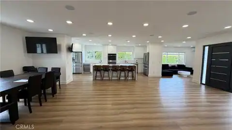 5855 Shirley Avenue, Tarzana, CA 91356 — photo 7