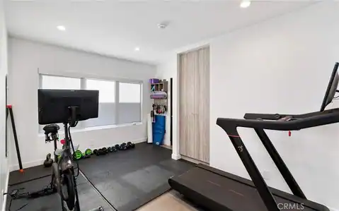 5541 Matilija Avenue, Sherman Oaks, CA 91401 — photo 18