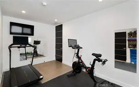 5541 Matilija Avenue, Sherman Oaks, CA 91401 — photo 19