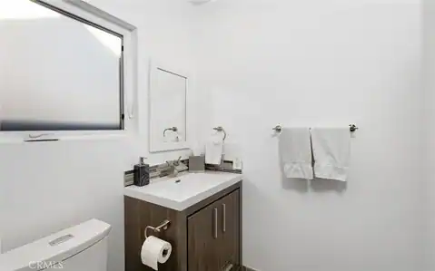 5541 Matilija Avenue, Sherman Oaks, CA 91401 — photo 20