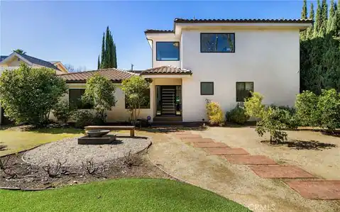 5541 Matilija Avenue, Sherman Oaks, CA 91401 — photo 3