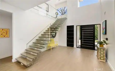 5541 Matilija Avenue, Sherman Oaks, CA 91401 — photo 4