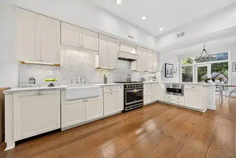9753 Keeneland Row, La Jolla, CA 92037 — photo 10