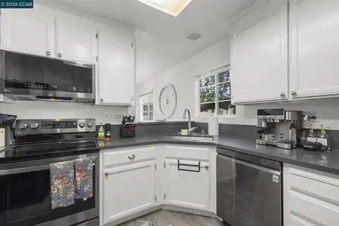 1002 Pinehurst Ct, Concord, CA 94521 — photo 13