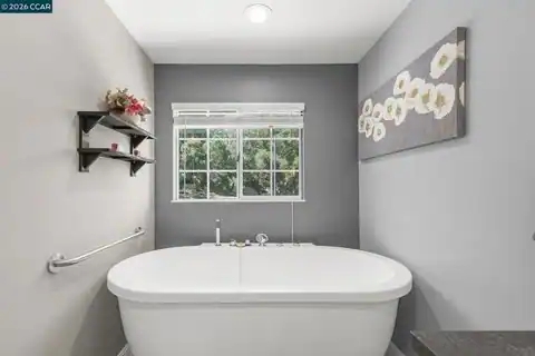 1002 Pinehurst Ct, Concord, CA 94521 — photo 19