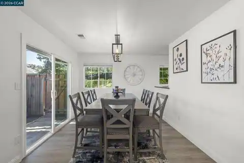 1002 Pinehurst Ct, Concord, CA 94521 — photo 8