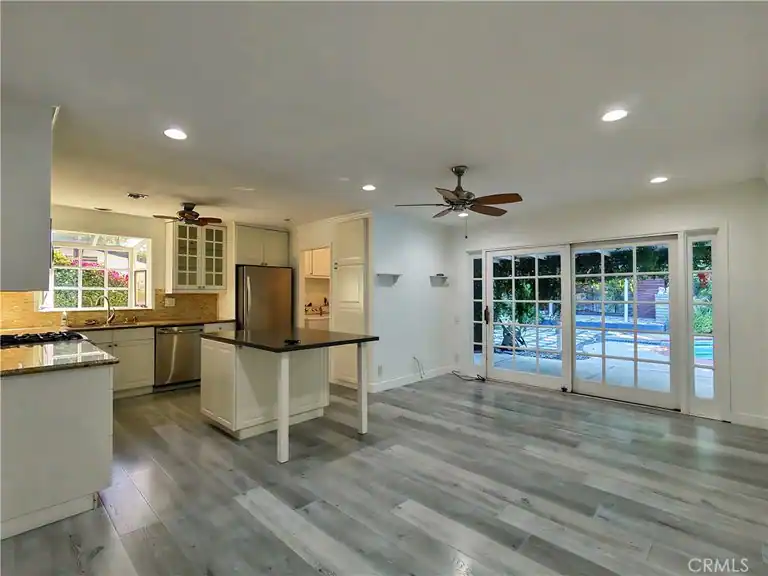 7049 Semrad Road, West Hills, CA 91307