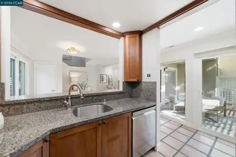 211 Kingston Way, Walnut Creek, CA 94597 — photo 15
