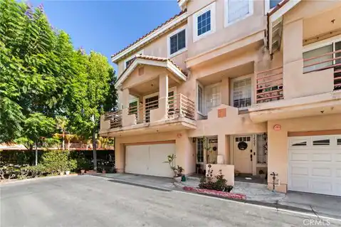 14021 Lemoli, Hawthorne, CA 90250 — photo 2