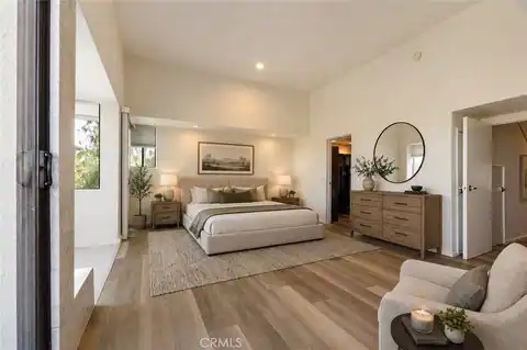 5226 Medina Road, Woodland Hills, CA 91364 — photo 14