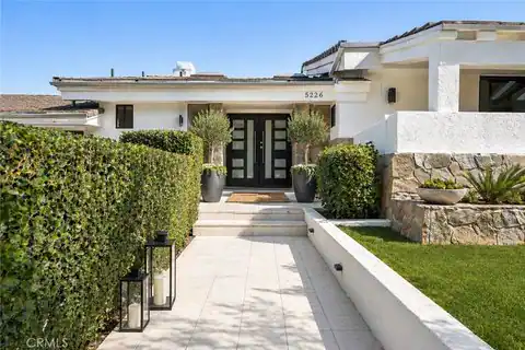 5226 Medina Road, Woodland Hills, CA 91364 — photo 2