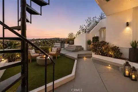 5226 Medina Road, Woodland Hills, CA 91364 — photo 28