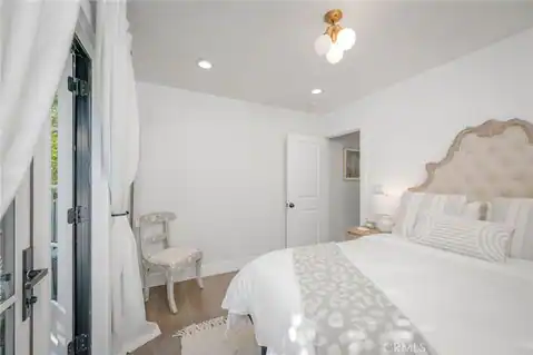 469 Oak, Laguna Beach, CA 92651 — photo 10