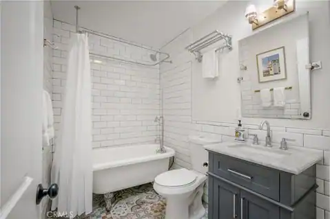 469 Oak, Laguna Beach, CA 92651 — photo 13