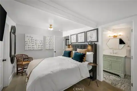 469 Oak, Laguna Beach, CA 92651 — photo 14