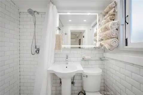 469 Oak, Laguna Beach, CA 92651 — photo 33