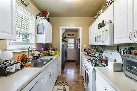 3907 Edgehill Drive, Leimert Park, CA 90008 — photo 20
