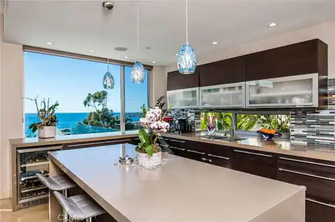 2209 Crestview Place, Laguna Beach, CA 92651 — photo 10