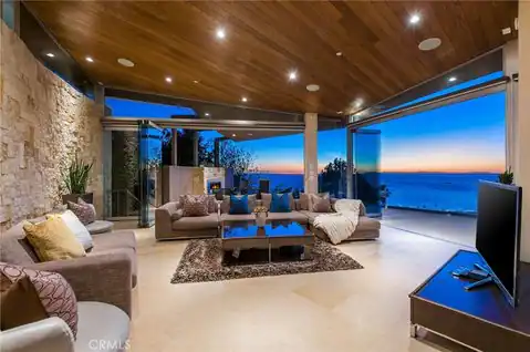 2209 Crestview Place, Laguna Beach, CA 92651 — photo 5