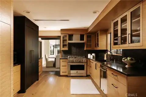 14803 Otsego Street, Sherman Oaks, CA 91403 — photo 7