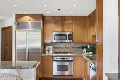 700 W Harbor Dr #608, San Diego, CA 92101 — photo 18