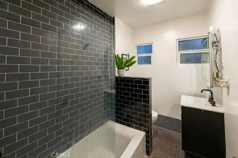 1301 Seward, Los Angeles, CA 90028 — photo 16