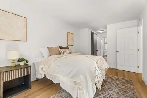 8332 Regents Rd #1L, San Diego, CA 92122 — photo 16