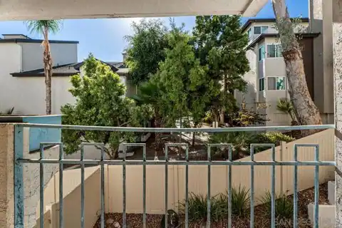 8332 Regents Rd #1L, San Diego, CA 92122 — photo 26