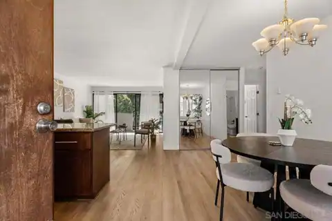 8332 Regents Rd #1L, San Diego, CA 92122 — photo 9