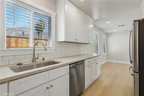 23 E Pine Street, Altadena, CA 91001 — photo 10