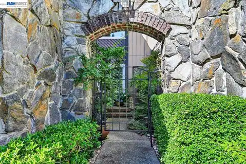 525 Silver Oak Ln, Danville, CA 94506 — photo 2