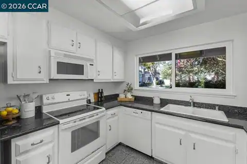 143 Miramonte Dr, Moraga, CA 94556 — photo 10
