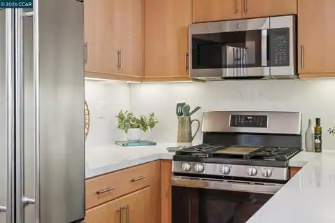 2803 Regatta Drive, Oakland, CA 94601 — photo 13