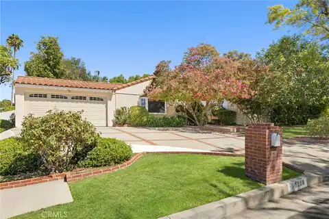 5220 Collier Place, Woodland Hills, CA 91356 — photo 2