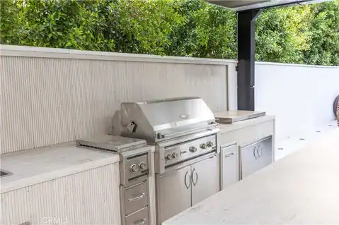 2125 Ashington Drive, Glendale, CA 91206 — photo 36
