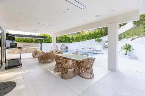 2125 Ashington Drive, Glendale, CA 91206 — photo 37