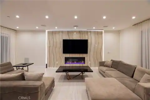 2125 Ashington Drive, Glendale, CA 91206 — photo 6