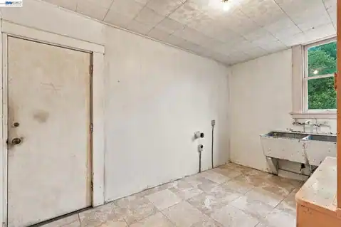 2525 E 29TH ST, Oakland, CA 94602 — photo 24