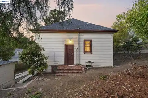 2525 E 29TH ST, Oakland, CA 94602 — photo 28