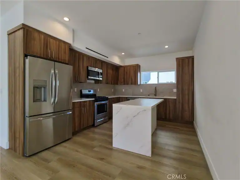5635 Klump Avenue, North Hollywood, CA 91601