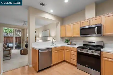 10780 Ruthven Ln, Dublin, CA 94568 — photo 13
