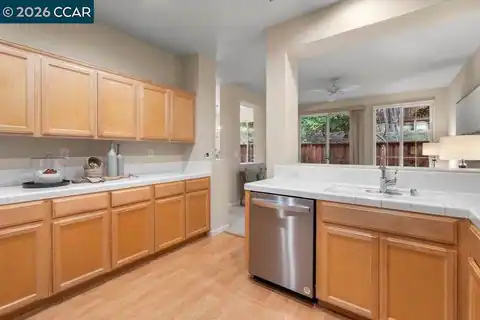 10780 Ruthven Ln, Dublin, CA 94568 — photo 15